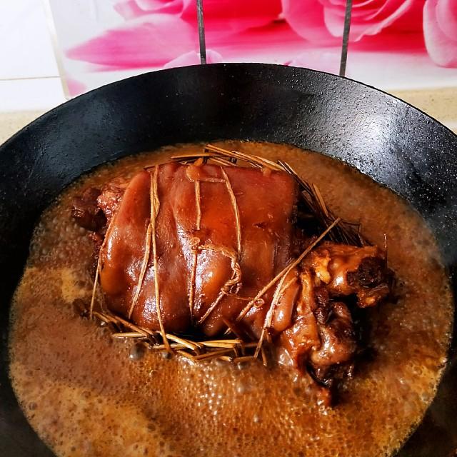景洪市的特色美食：一场舌尖上的盛宴