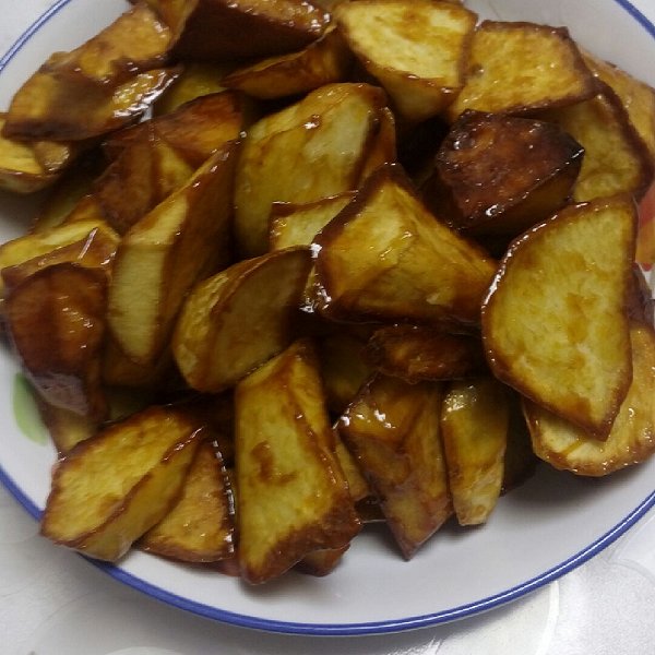 凤凰的特色美食：探寻古城美食的独特韵味