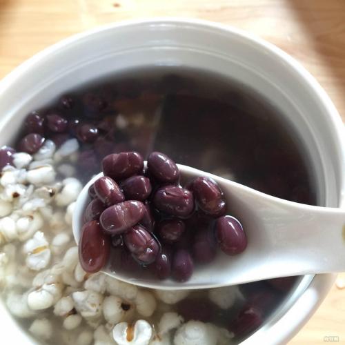 仁怀市特色美食：探寻美食背后的故事与风味