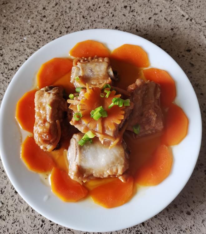 梅菜扣肉家常做法：传统美食的魅力与传承