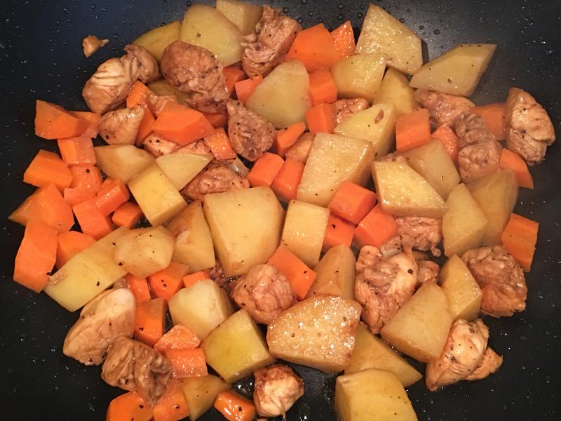家常酸菜牛肉的做法：美味又下饭的家常菜