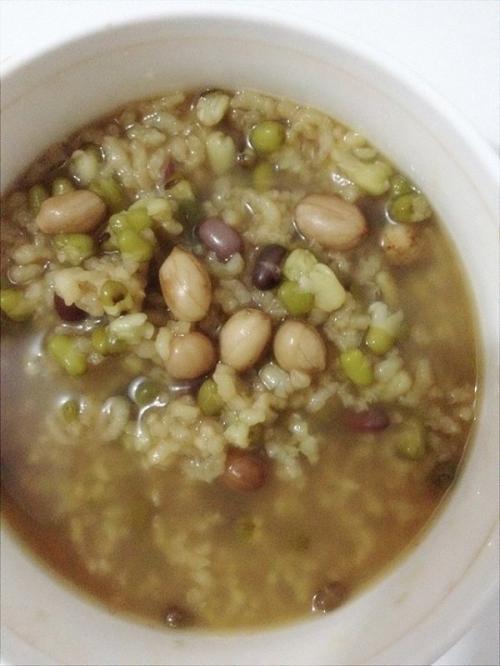 肉末豆腐汤的家常做法：温馨家常味，简单易学