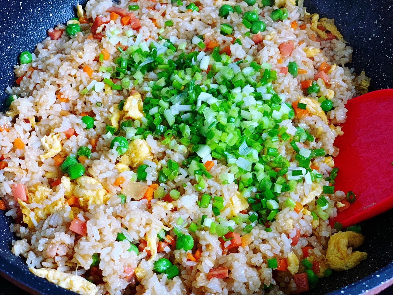 定西特色美食小吃一览：唤醒味蕾的绝佳之旅