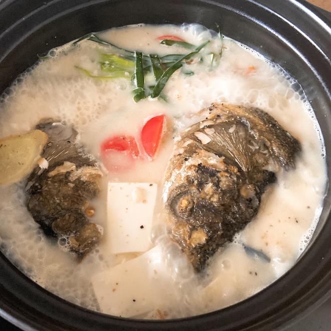 蒸饼子的家常做法：传统美食的现代演绎