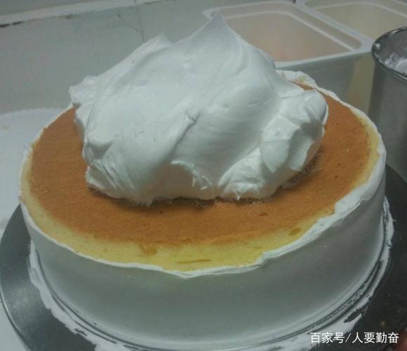 豆芽炒肉的家常做法：简单易学，美味可口