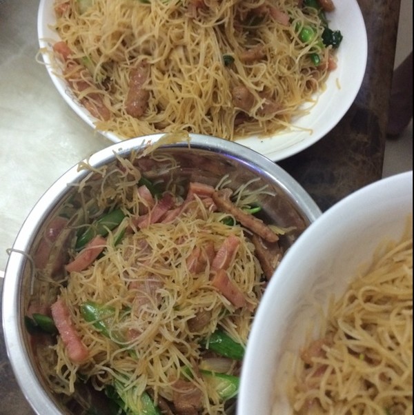 家常煮面条：简单快捷的美味佳肴