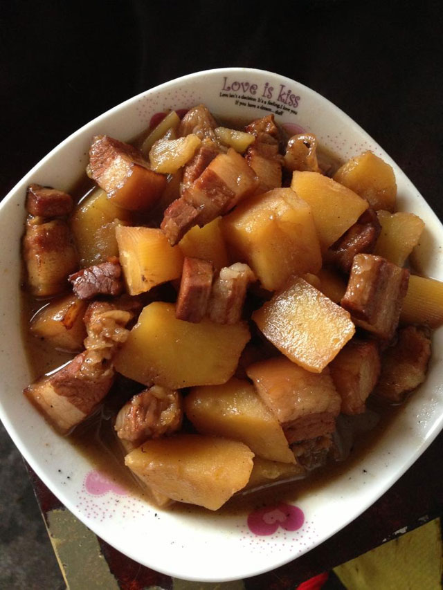 章鱼小丸子好吃吗？揭秘这款美食的独特魅力