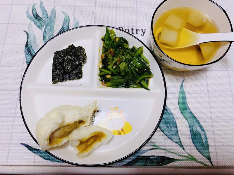 家常酸萝卜：传统美味，唤醒味蕾的秘诀