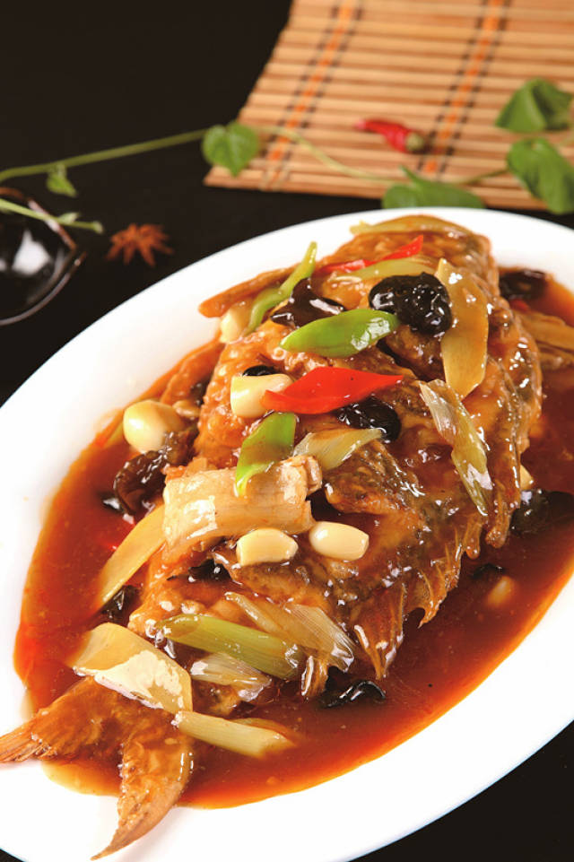 菜谱家常：打造温馨厨房，共享美味佳肴