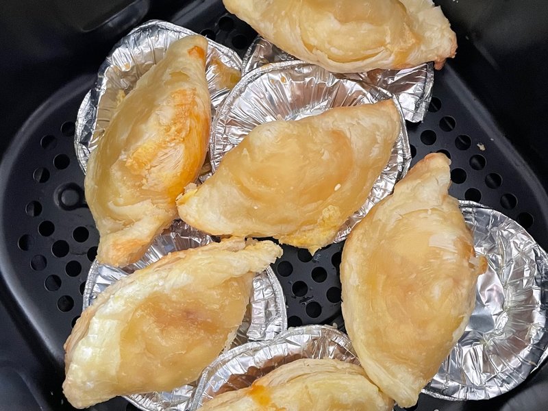 广东黑白电视小吃：怀旧味道中的美食传奇
