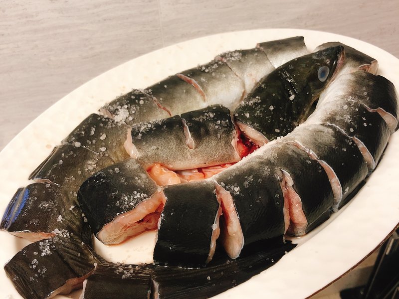辣黄瓜怎么做好吃：家常美味，轻松入门