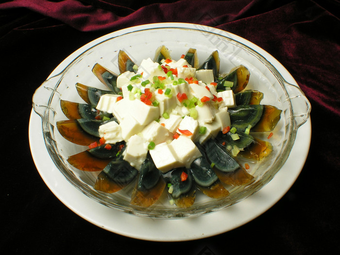 四川麻辣特色美食：味蕾的极致挑战