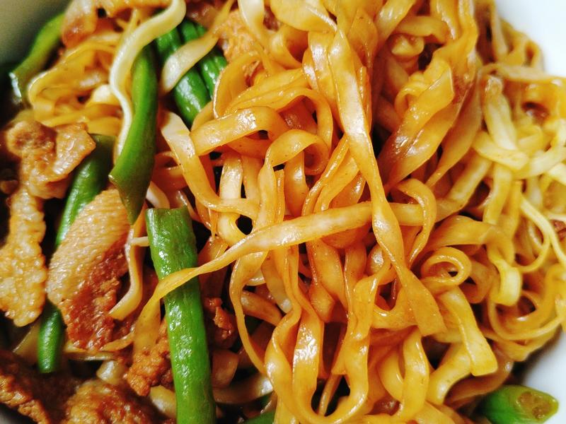 荆门特色美食猪油饼：传统味道的现代传承