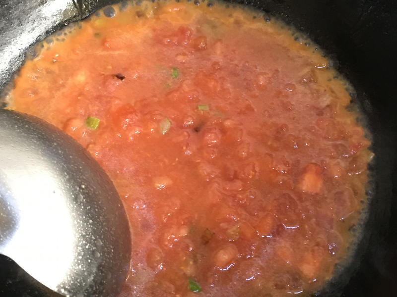 摆摊特色美食小吃大全：探寻街头巷尾的美食宝藏
